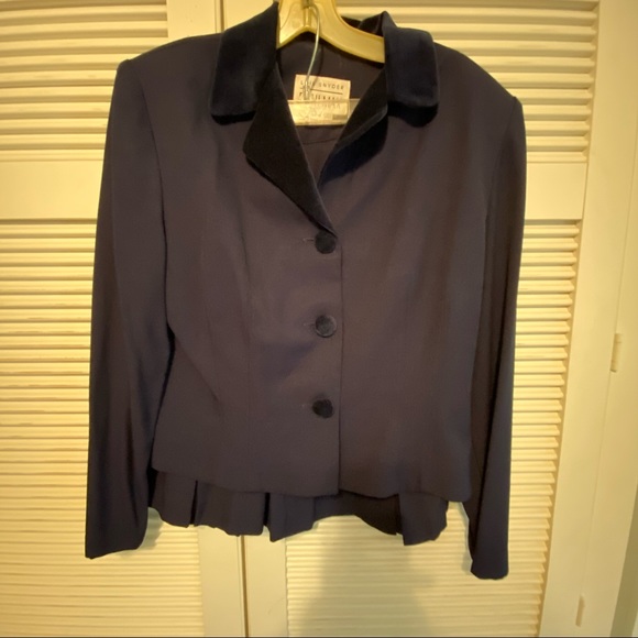 DANI MAX Velvet Collar Dressy Jacket & Skirt Suit Set - Picture 9 of 11